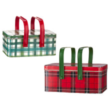 Plaid metal picnic basket set