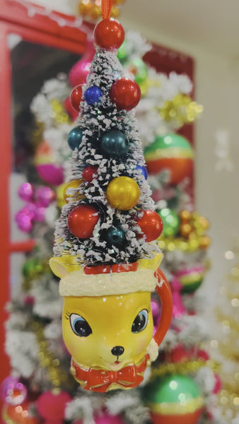 Retro Deer with Bottlebrush Tree Ornament Video