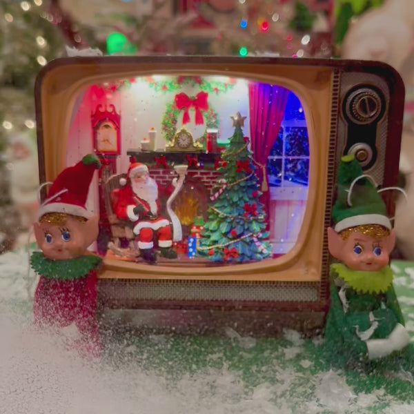 retro tv light up christmas scene